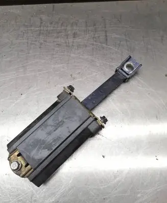 Mercedes-Benz C W202 Front door check strap stopper 
