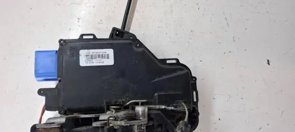 Skoda Octavia Mk2 (1Z) Front door lock 3D1837015AB