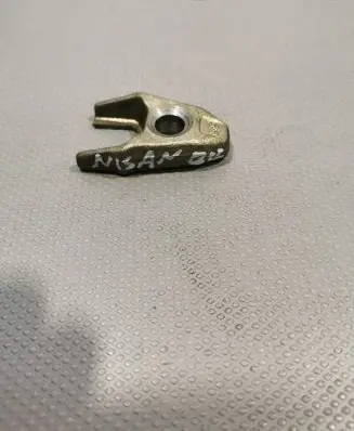 Nissan Qashqai+2 Fuel Injector clamp holder