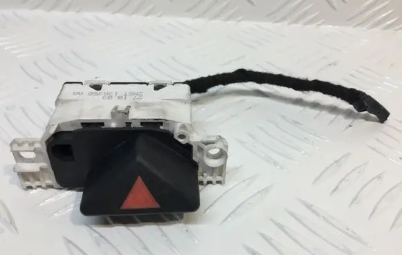 Ford Focus Hazard light switch 2M5T13A350AA