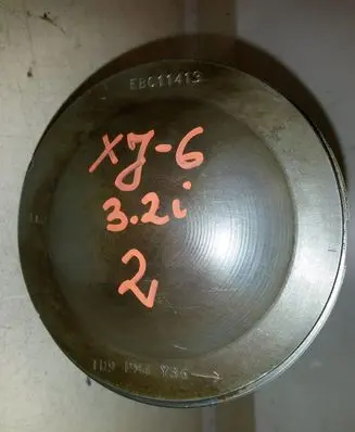 Piston with connecting rod