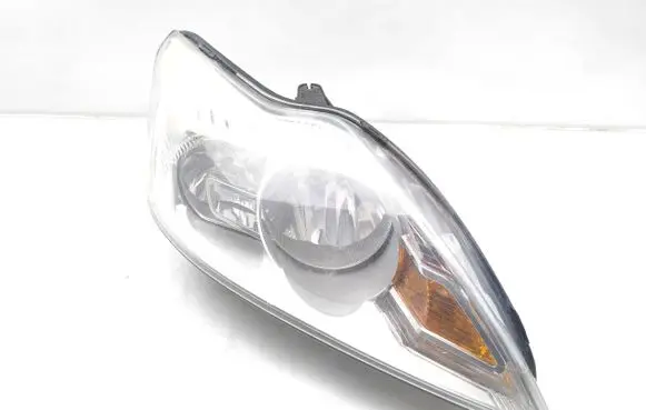 Ford Focus Headlight/headlamp 8M5113W029BH