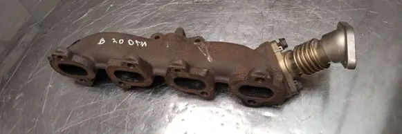 Opel Insignia B Exhaust manifold 55580744