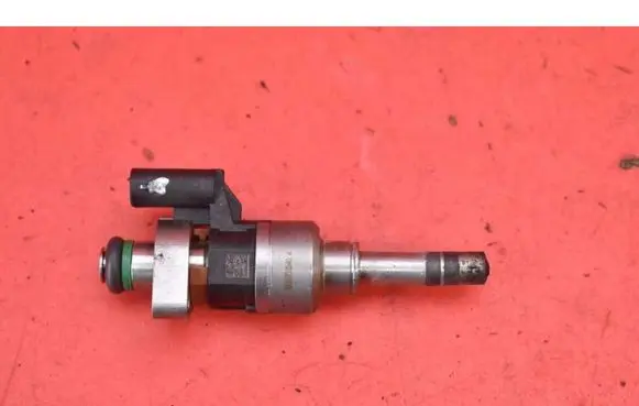 Fuel injector