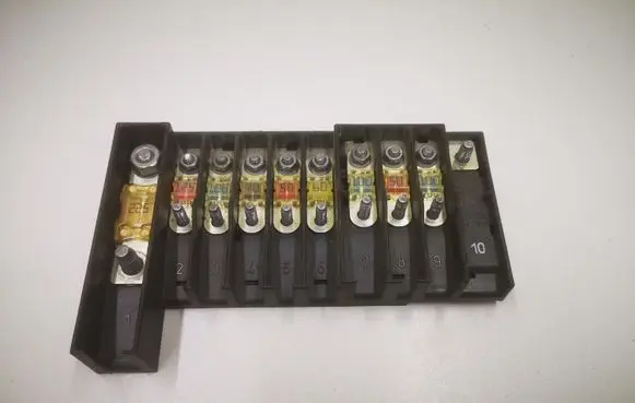 Volkswagen Multivan T5 Fuse module 7E6970187P 150116083 1124581653MS