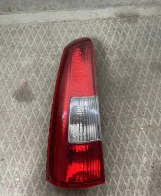 Volvo V70 Rear/tail lights 152843 9154493