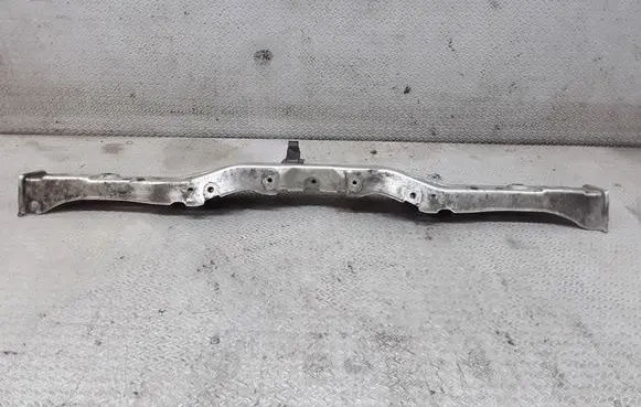 Toyota Avensis T250 Top upper radiator support slam panel
