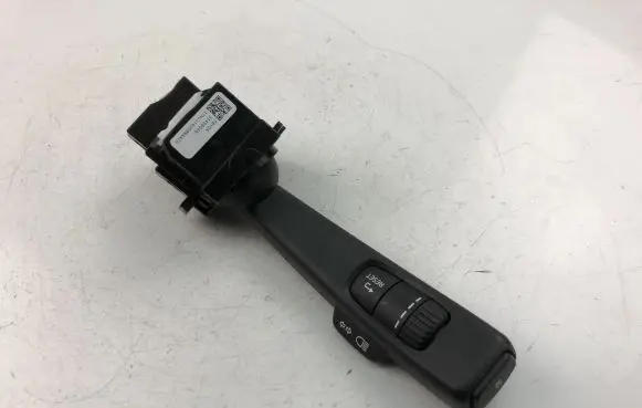 Volvo V40 Indicator stalk 31456045