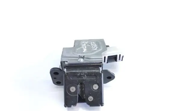 Mazda 2 Tailgate/trunk/boot lock/catch/latch K5137