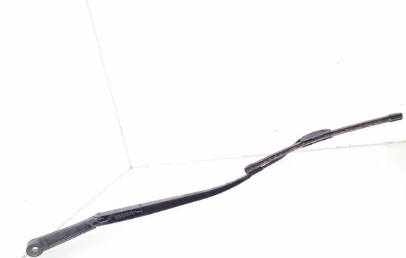 Front wiper blade arm