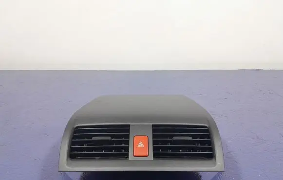 Honda Accord Dashboard side air vent grill/cover trim GA325111100
