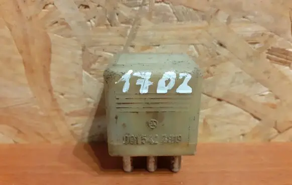 Mercedes-Benz C W202 Other relay 1702 0015427819