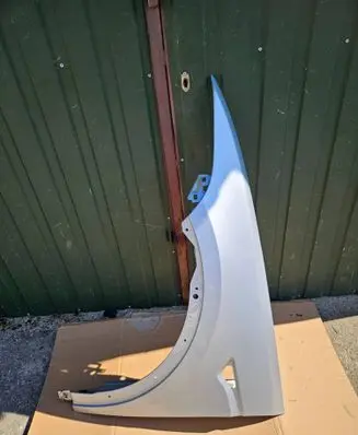 Tesla Model X Fender 106953210A
