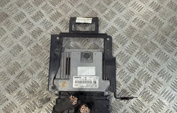 KIA Sportage Engine control unit/module ECU 39101-2F567