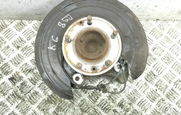 Opel Insignia B Rear wheel hub