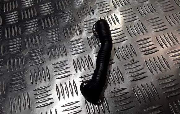 Breather/breather pipe/hose
