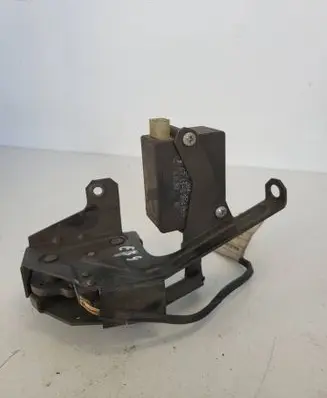 BMW 5 E39 Tailgate/trunk/boot lock/catch/latch 67118384069