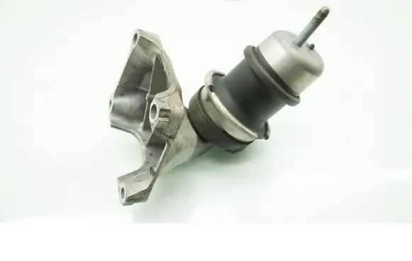 Lexus IS III XE30 Engine mount vacuum valve 