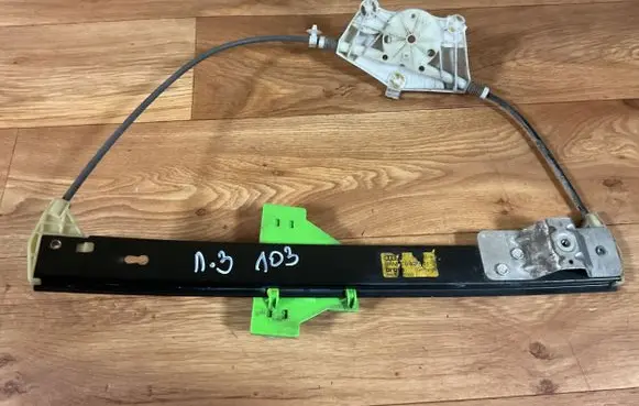 Audi A4 S4 B6 8E 8H Rear door manual window regulator 8E0839461