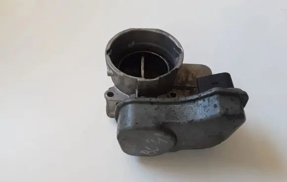 Volkswagen PASSAT B6 Throttle valve 03G128063B