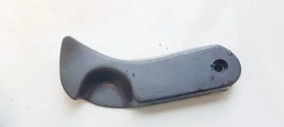 Engine bonnet (hood) release handle