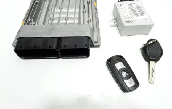 BMW X3 E83 Engine control unit/module ECU 7583526 9145350 7585542