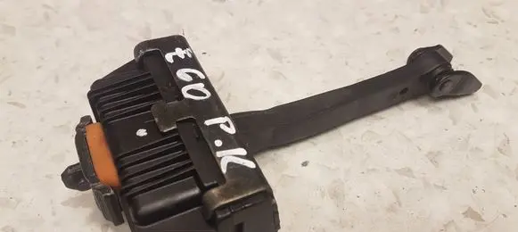 BMW 5 E60 E61 Front door check strap stopper 7176804