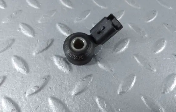 Peugeot 2008 II Detonation knock sensor 9632754980