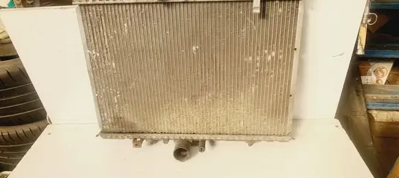 Peugeot 607 Coolant radiator