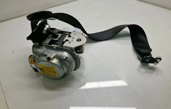Mercedes-Benz GLE W167 Rear seatbelt A1678601200