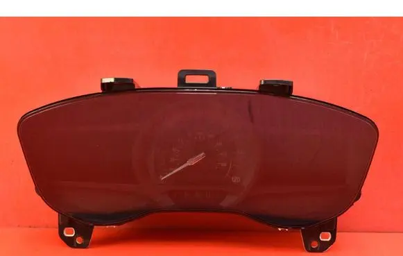 Ford Mondeo MK I Speedometer (instrument cluster) DS7T10890GA