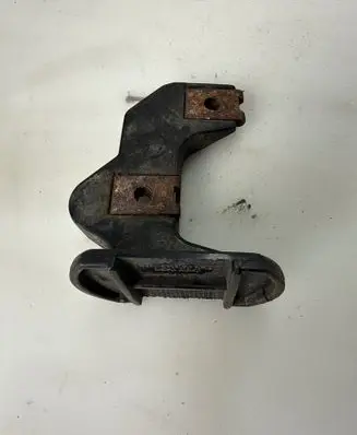 BMW 5 E39 Front bumper mounting bracket 8159361