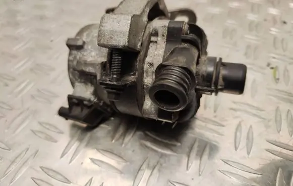 Volvo V60 Electric auxiliary coolant/water pump 31293979 701360280