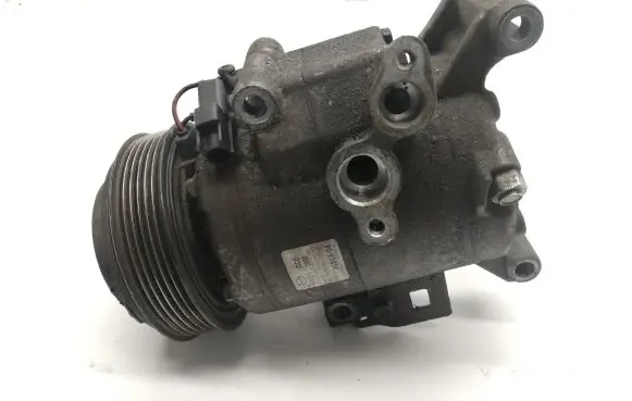 Mazda CX-5 Air conditioning (A/C) compressor (pump) F500JUBCA04