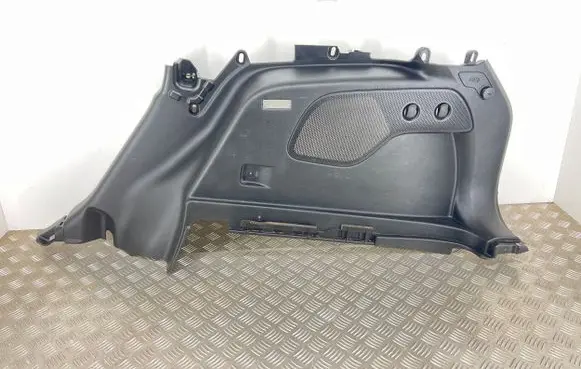 Trunk/boot lower side trim panel