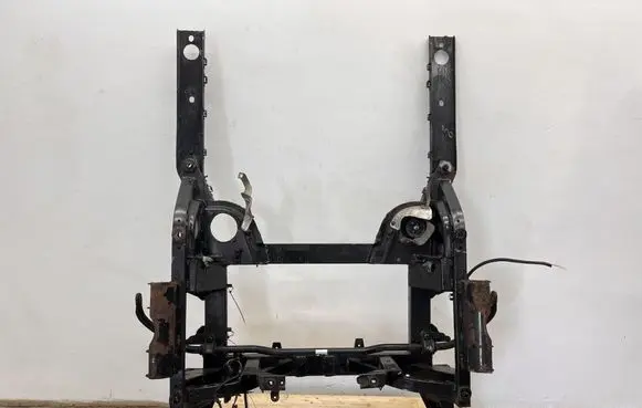 Maserati Quattroporte Front subframe 