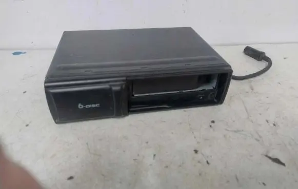 Audi A2 CD/DVD changer 