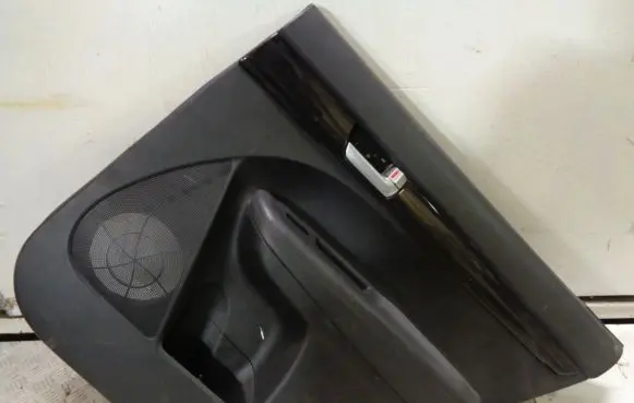KIA Sorento Rear door card panel trim 833022P281