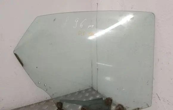 Mazda 323 F Rear side window B01AR