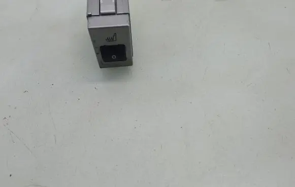 Ford Focus Seat heating switch 4T19K314AB