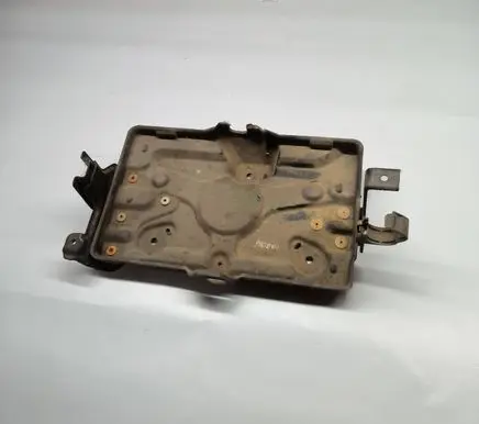 Battery tray