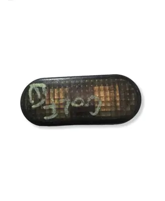 Volkswagen Golf IV Front fender indicator light 084411402N