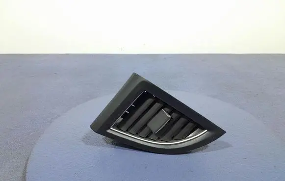 Honda CR-V Dashboard side air vent grill/cover trim 77615T0AA1
