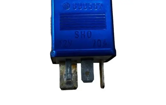 Volkswagen Golf IV Other relay 8A0951253 89587