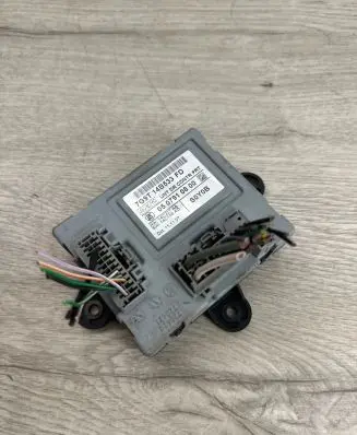 Ford Mondeo MK IV Door control unit/module 7G9T14B533FD 14C237AA 0507910800