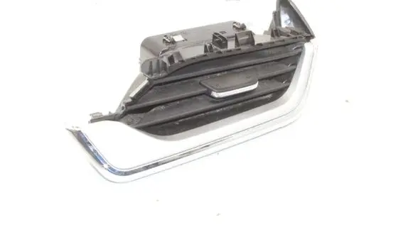 Skoda Enyaq iV Dashboard air vent grill cover trim 5LC819202F