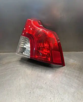 Volvo S40 Rear/tail lights 31214608 P1007S40DXU Z1702