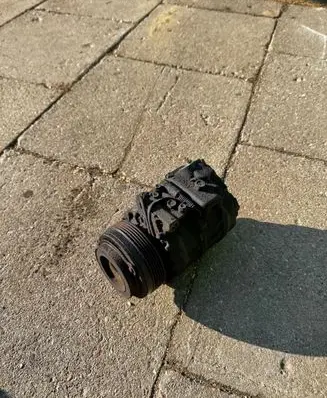 BMW 5 E39 Air conditioning (A/C) compressor (pump) 7SBU16C 01E14120 4472208027