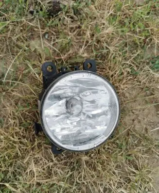 Dacia Sandero Front fog light 261500097R 89208691 STL08H16
