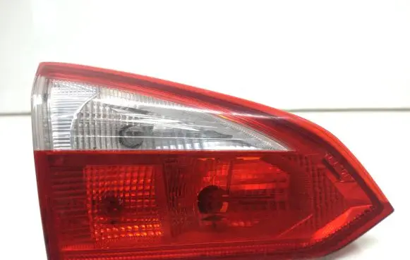 Ford Focus Tailgate rear/tail lights BM5113A603BB BM5113A603b BM5113A603d